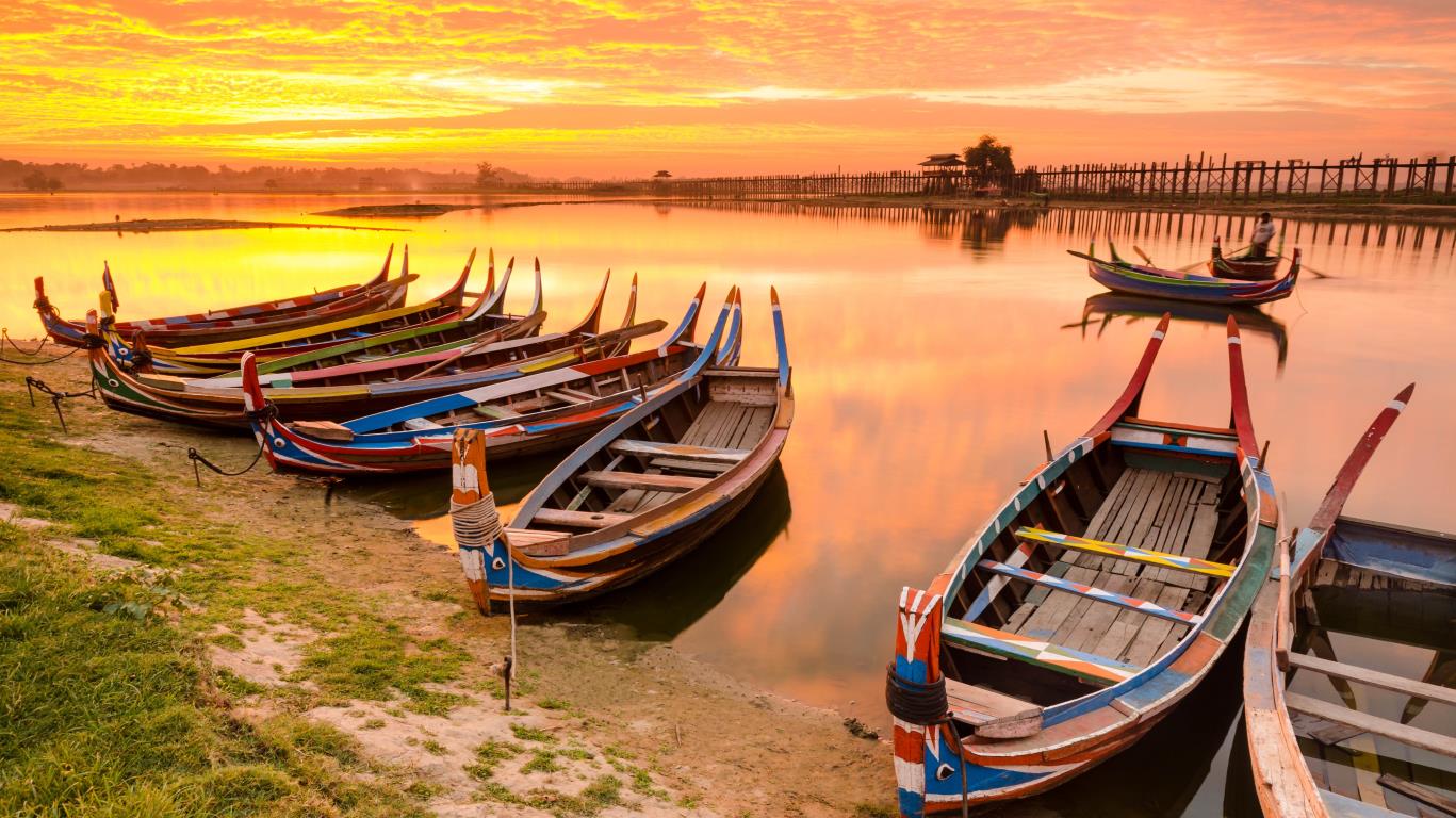 Bootjes in Myanmar